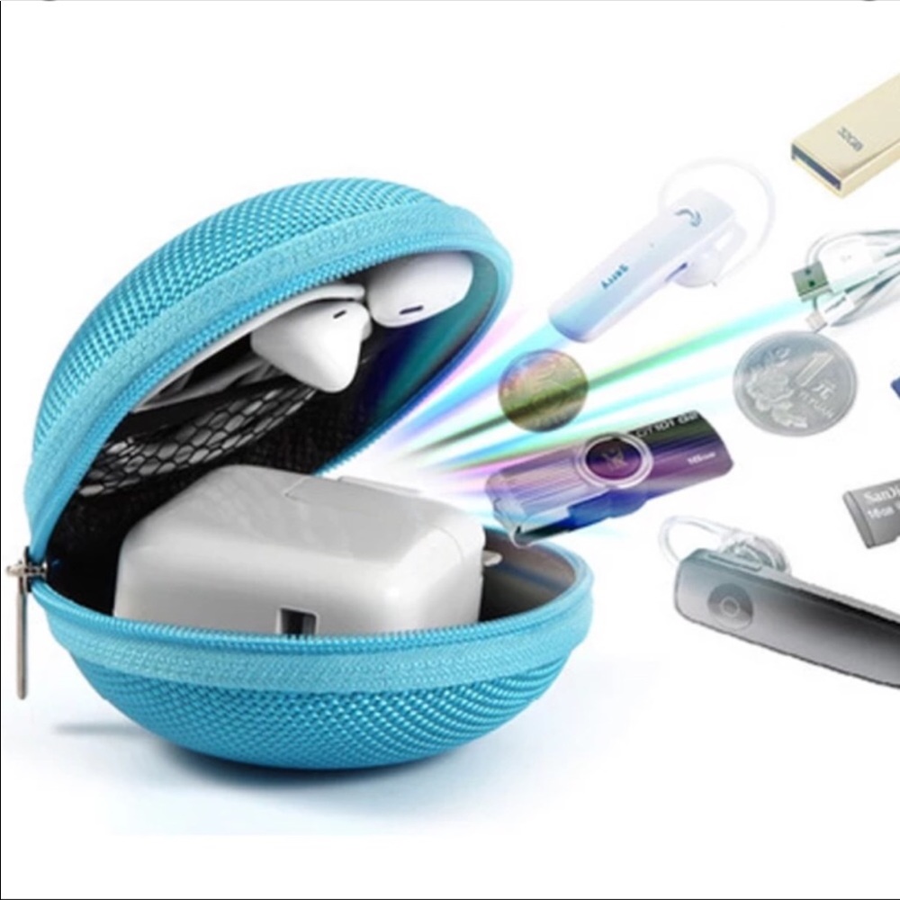 Mini zipper earphones case